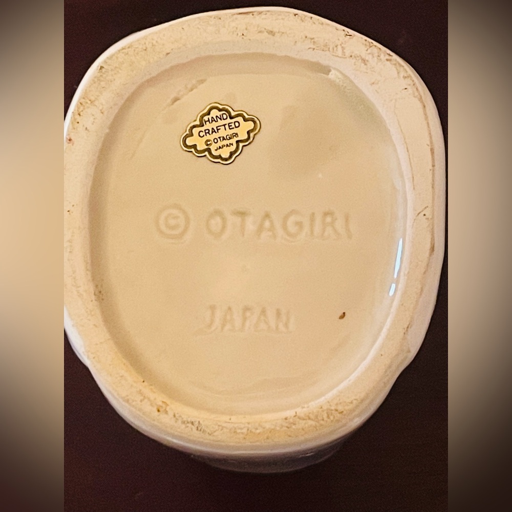 Vintage Otagiri Japan Winter Scene Ceramic Bud Vase In Excellent Condition - Picture 6 of 10